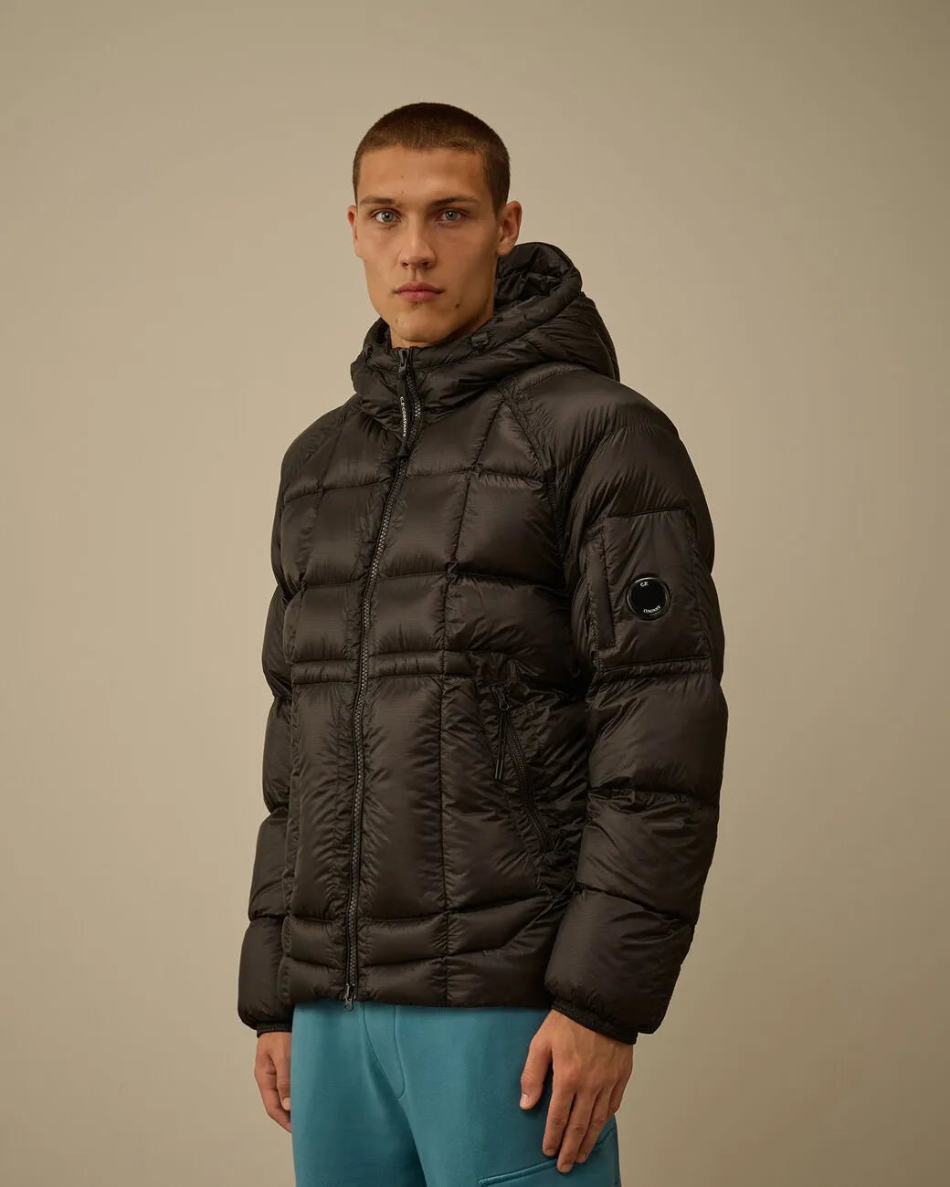 C.P. COMPANY : D.D. Shell Hooded Down Jacket noir hiver 2025 - Lothaire