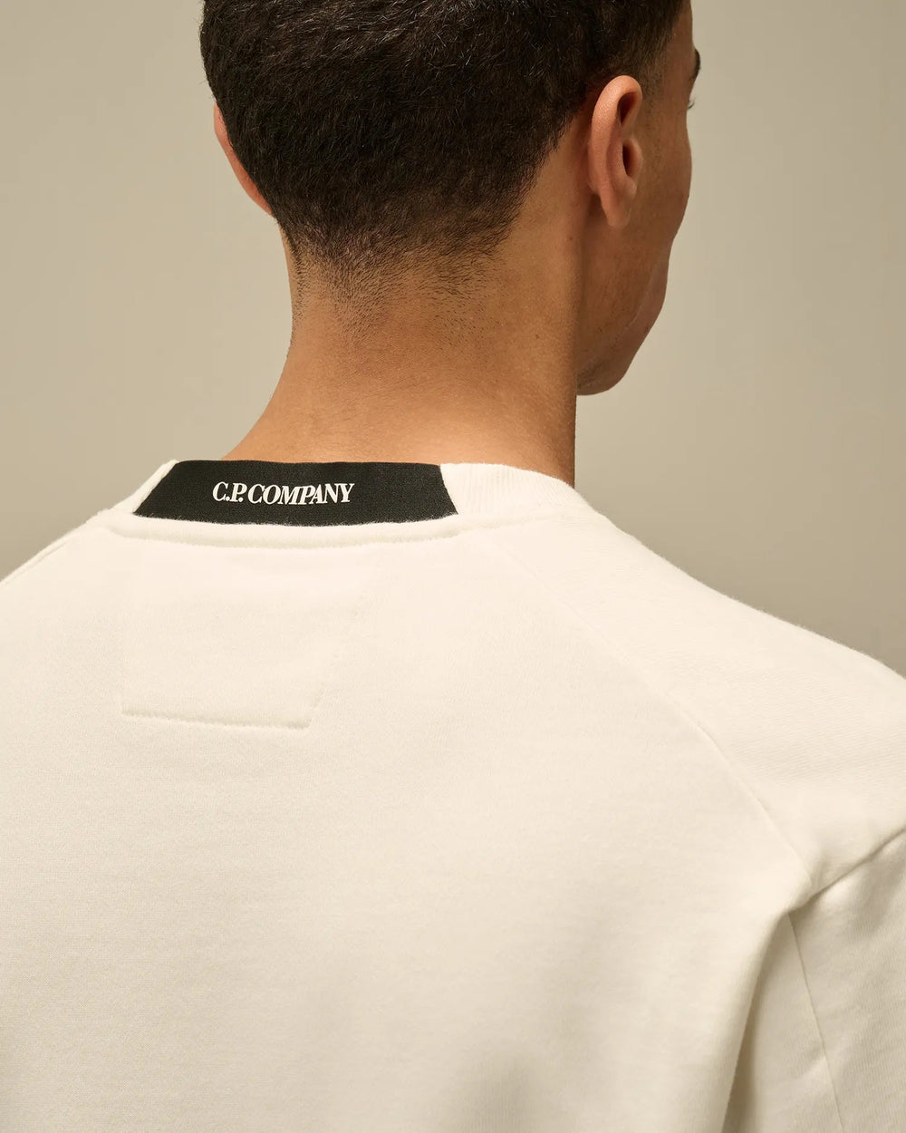 C.P. COMPANY - Diagonal Raised Fleece Crewneck Lens Sweatshirt - Blanc - Lothaire