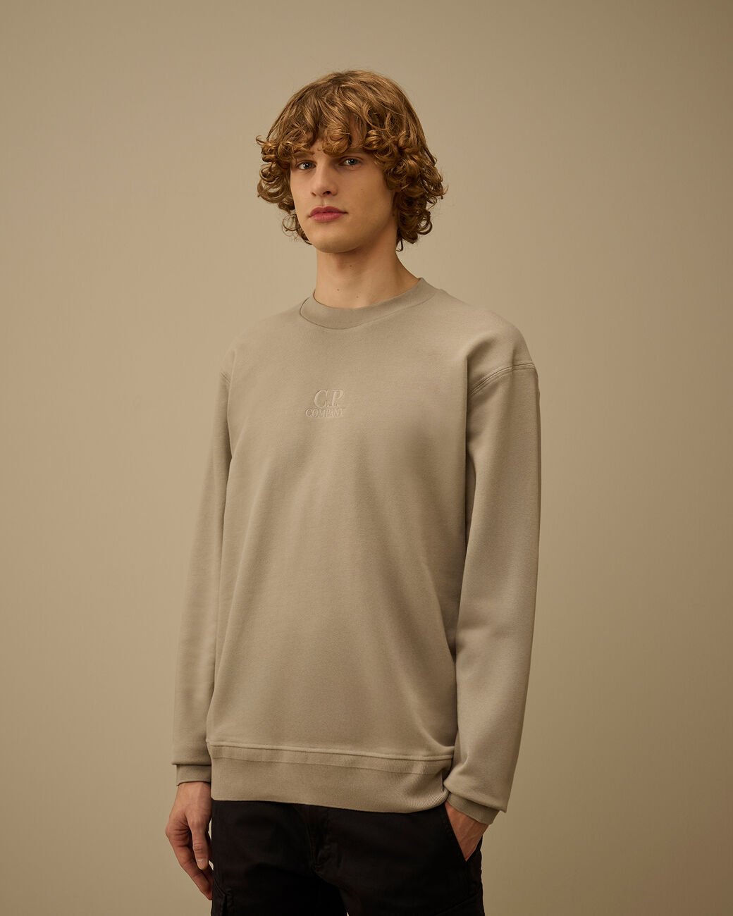 C.P. COMPANY - Diagonal Raised Fleece Crewneck Sweatshirt Beige - Lothaire