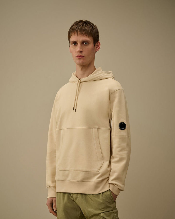 C.P. COMPANY - Diagonal Raised Fleece Hooded Lens Sweatshirt Beige crème - Lothaire
