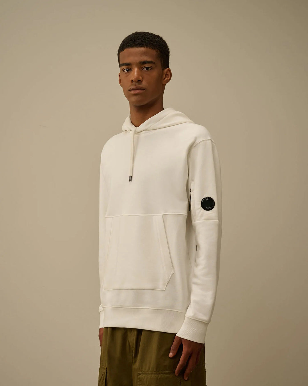 C.P. COMPANY - Diagonal Raised Fleece Hooded Lens Sweatshirt Gauze White - Lothaire