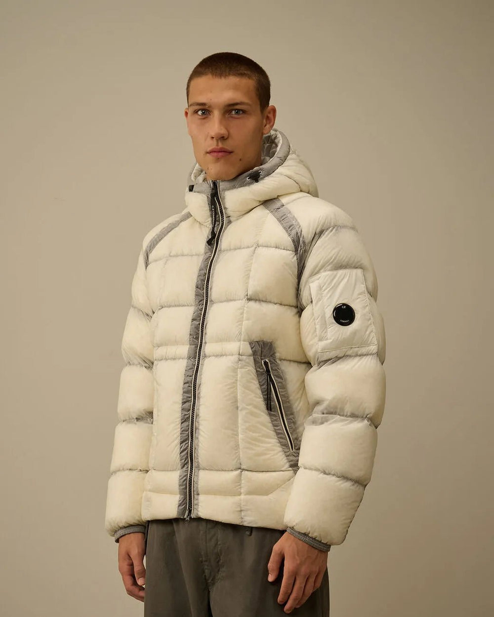 C.P. COMPANY - Doudoune D.D. Shell Hooded Down Puffer Jacket beige - Lothaire