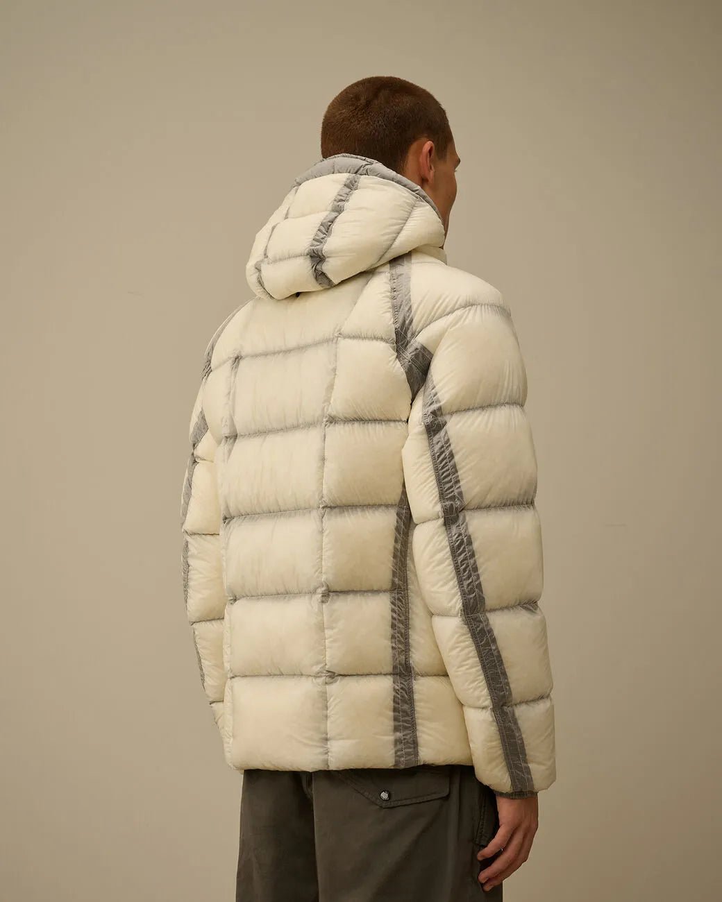 C.P. COMPANY - Doudoune D.D. Shell Hooded Down Puffer Jacket beige - Lothaire
