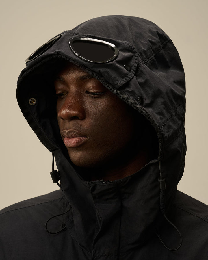 C.P. COMPANY - Flatt Nylon Goggle Jacket bleu total eclipse - Lothaire