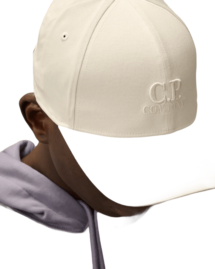 C.P. COMPANY - GABARDINE LOGO CAP Blanc - Lothaire