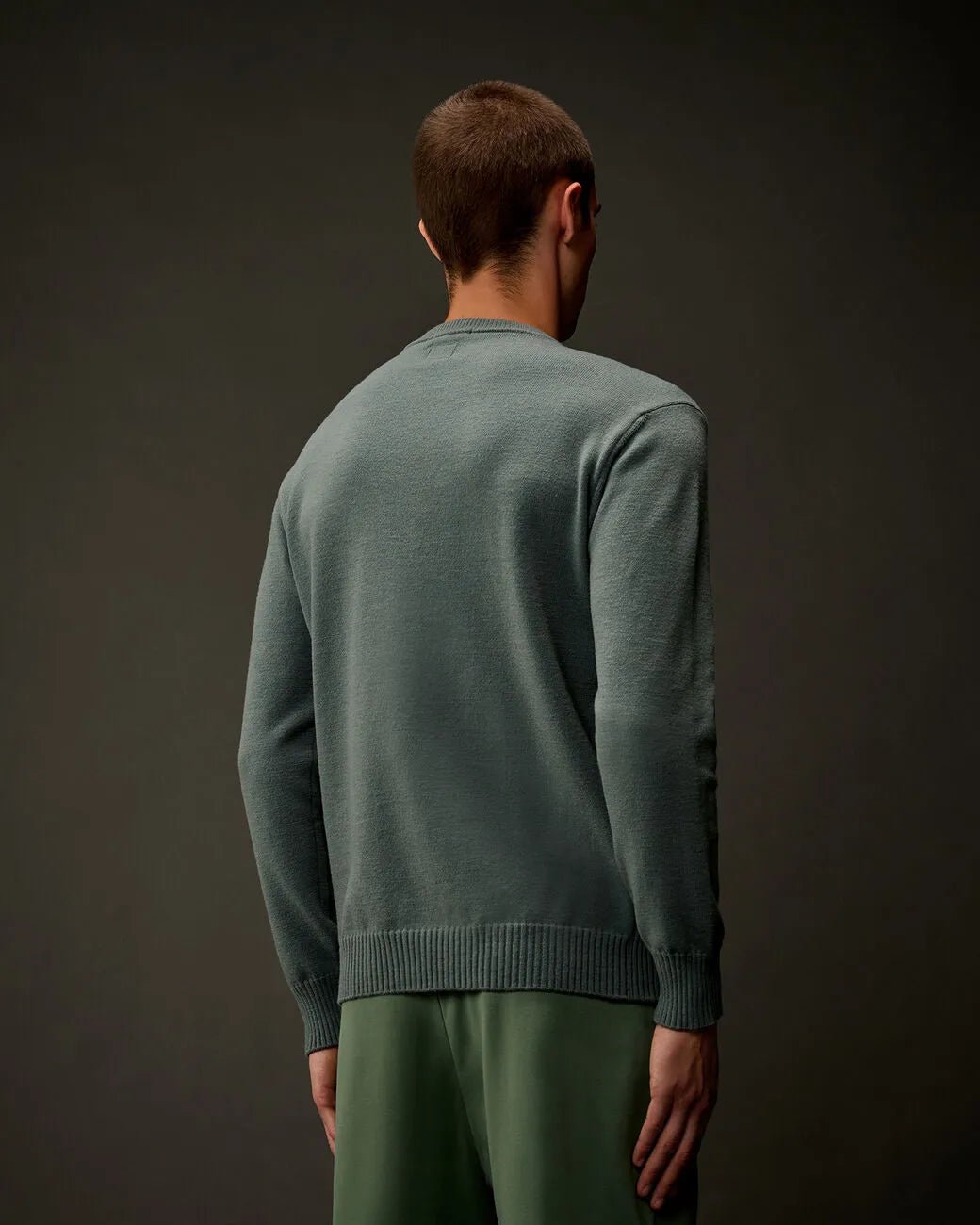 C.P. COMPANY - Metropolis Series Extrafine Merino Wool Crewneck Sweater bleu mer - Lothaire