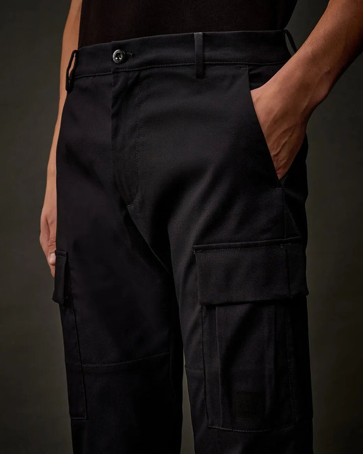 C.P. COMPANY - Metropolis Series Technical Panama Ergonomic Cargo Pants noir - Lothaire