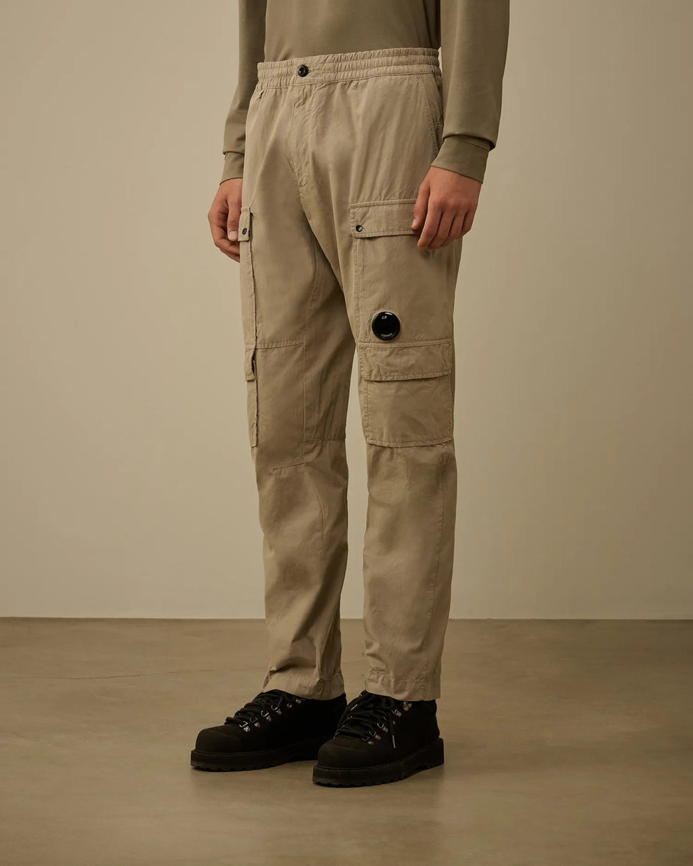 C.P. COMPANY - Pantalons cargo Microreps london fog - Lothaire