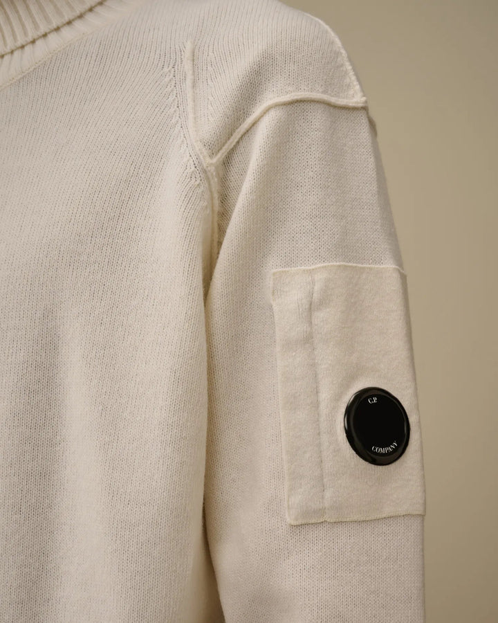 C.P. COMPANY - Pull à col roulé confectionné en Lambswool GRS Blanc - Lothaire