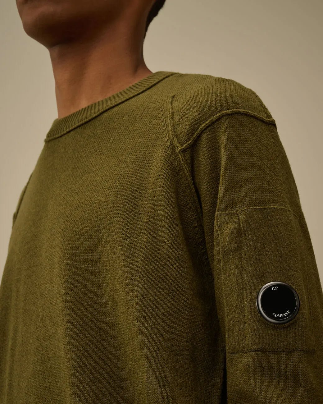 C.P. Company - Pull Lambswool GRS Crewneck Lens Sweater Ivy Green - Lothaire