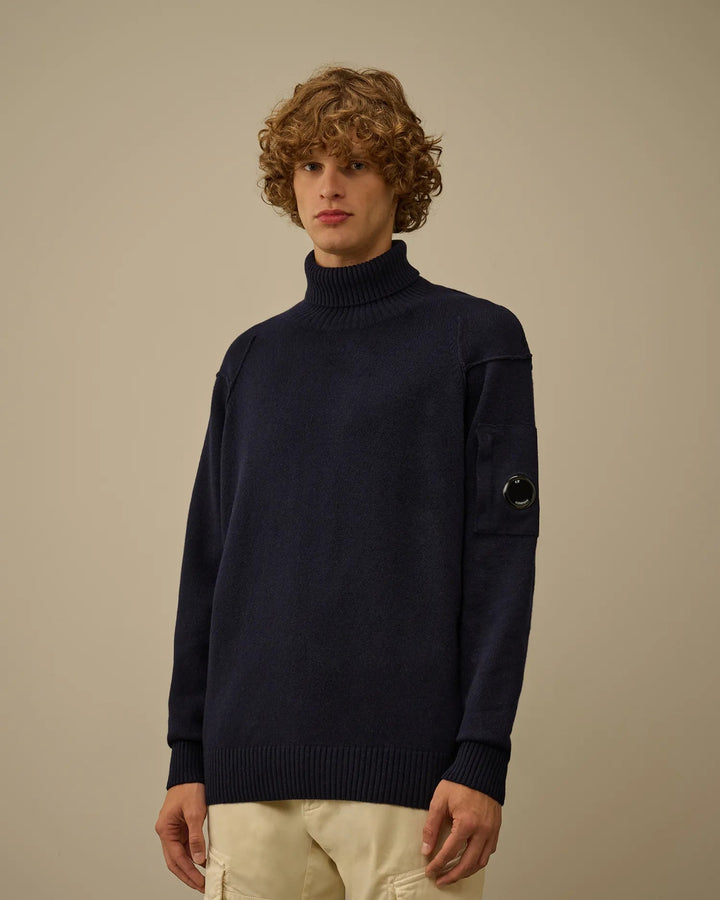 C.P. COMPANY - Pull Lambswool GRS Turtleneck Total Eclipse - Lothaire
