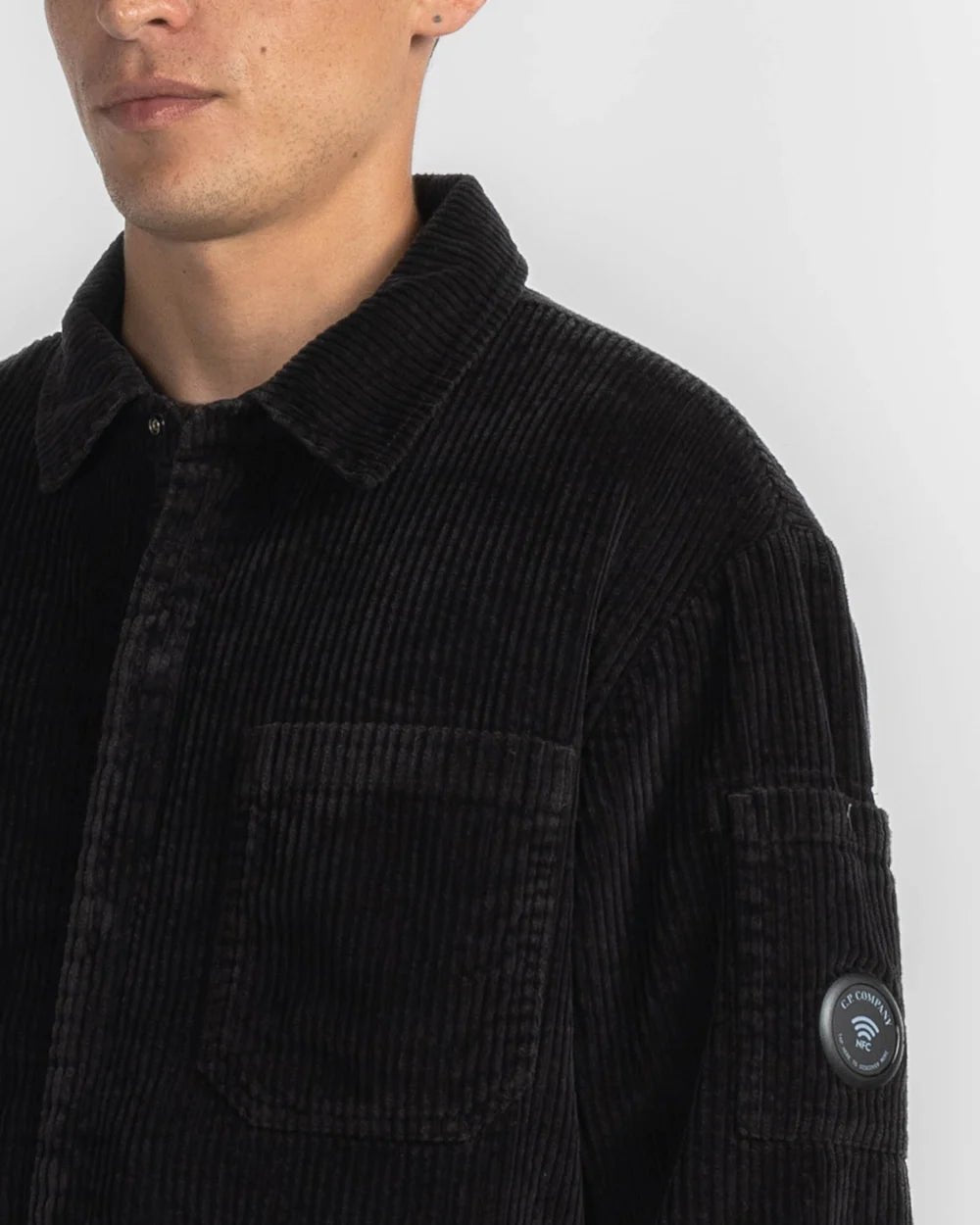 C.P. COMPANY - Surchemise Matelassée Corduroy 350 en Velours Côtelé Noir - Lothaire