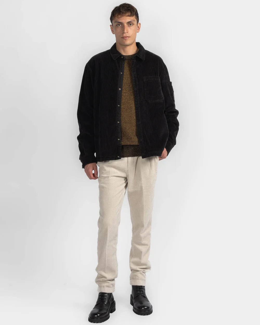C.P. COMPANY - Surchemise Matelassée Corduroy 350 en Velours Côtelé Noir - Lothaire