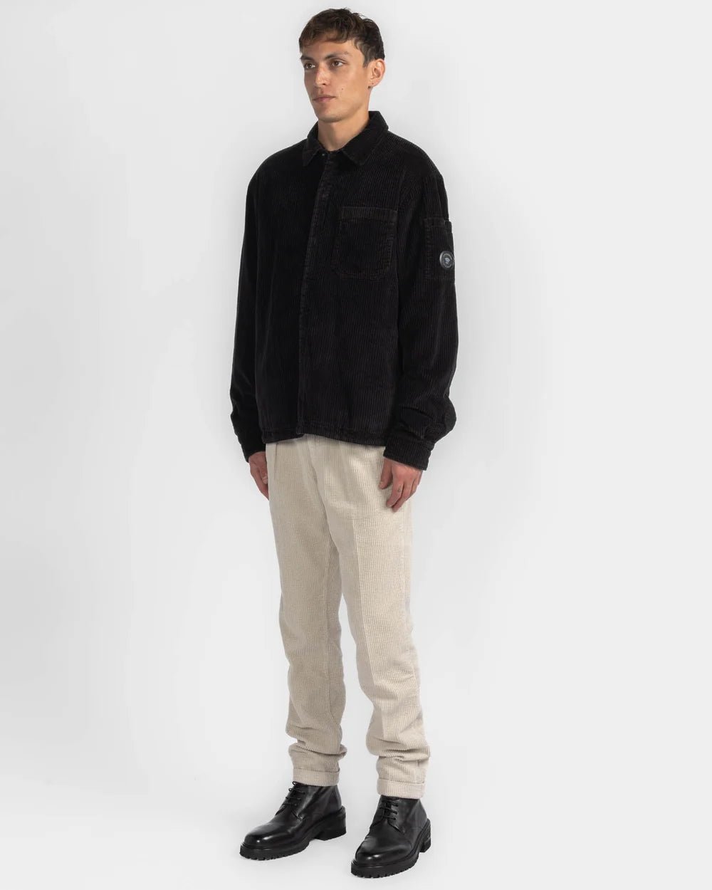 C.P. COMPANY - Surchemise Matelassée Corduroy 350 en Velours Côtelé Noir - Lothaire