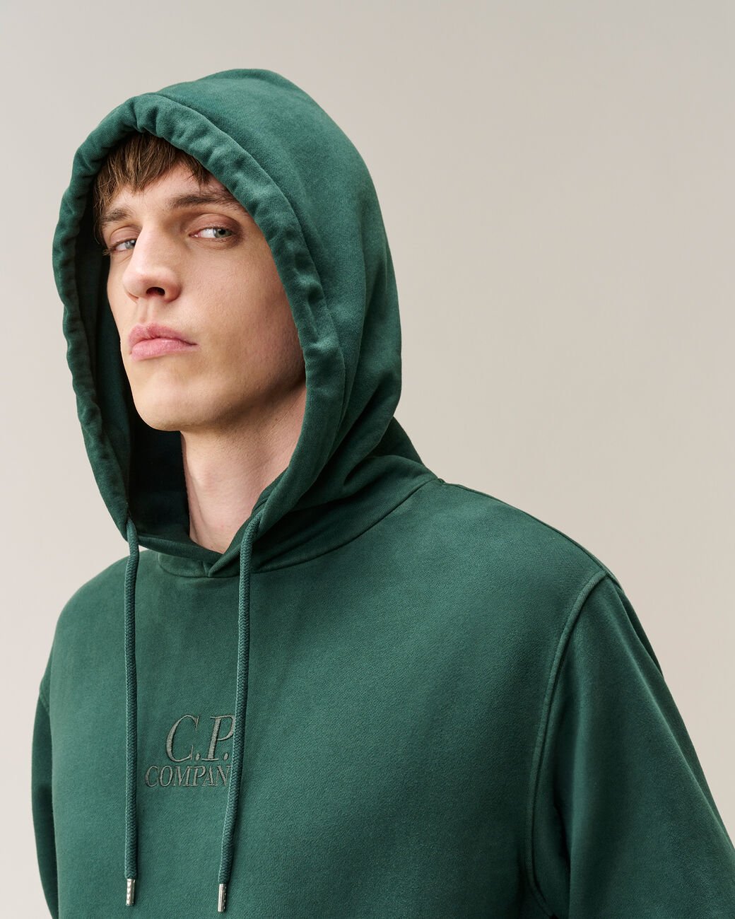 C.P. COMPANY - Sweat à capuche en molleton diagonal Vert Pin - Lothaire
