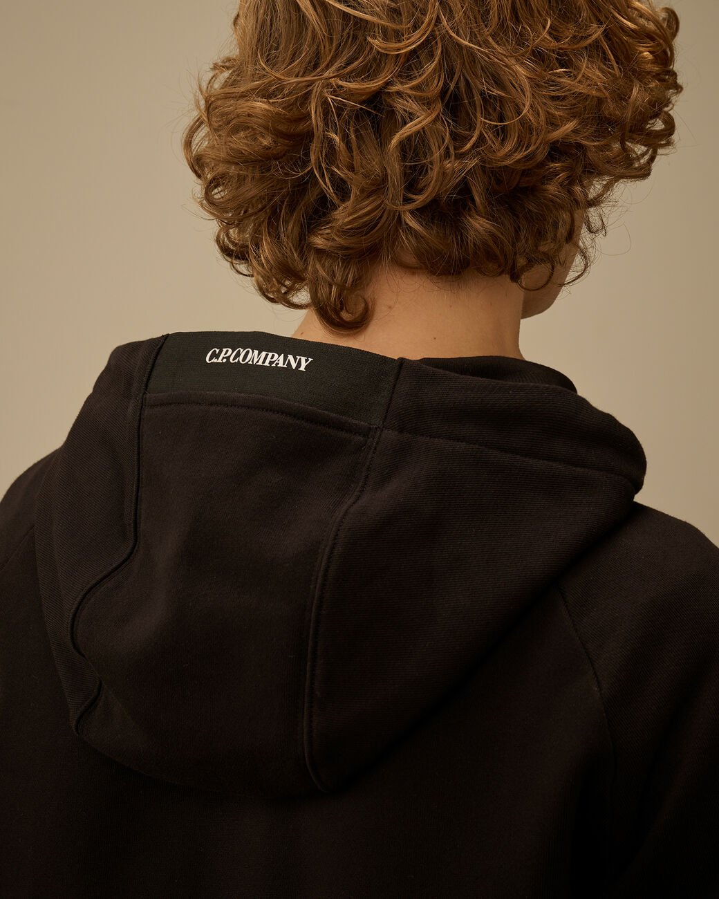 C.P. Company - Sweat à Capuche Zippé Noir - Lothaire