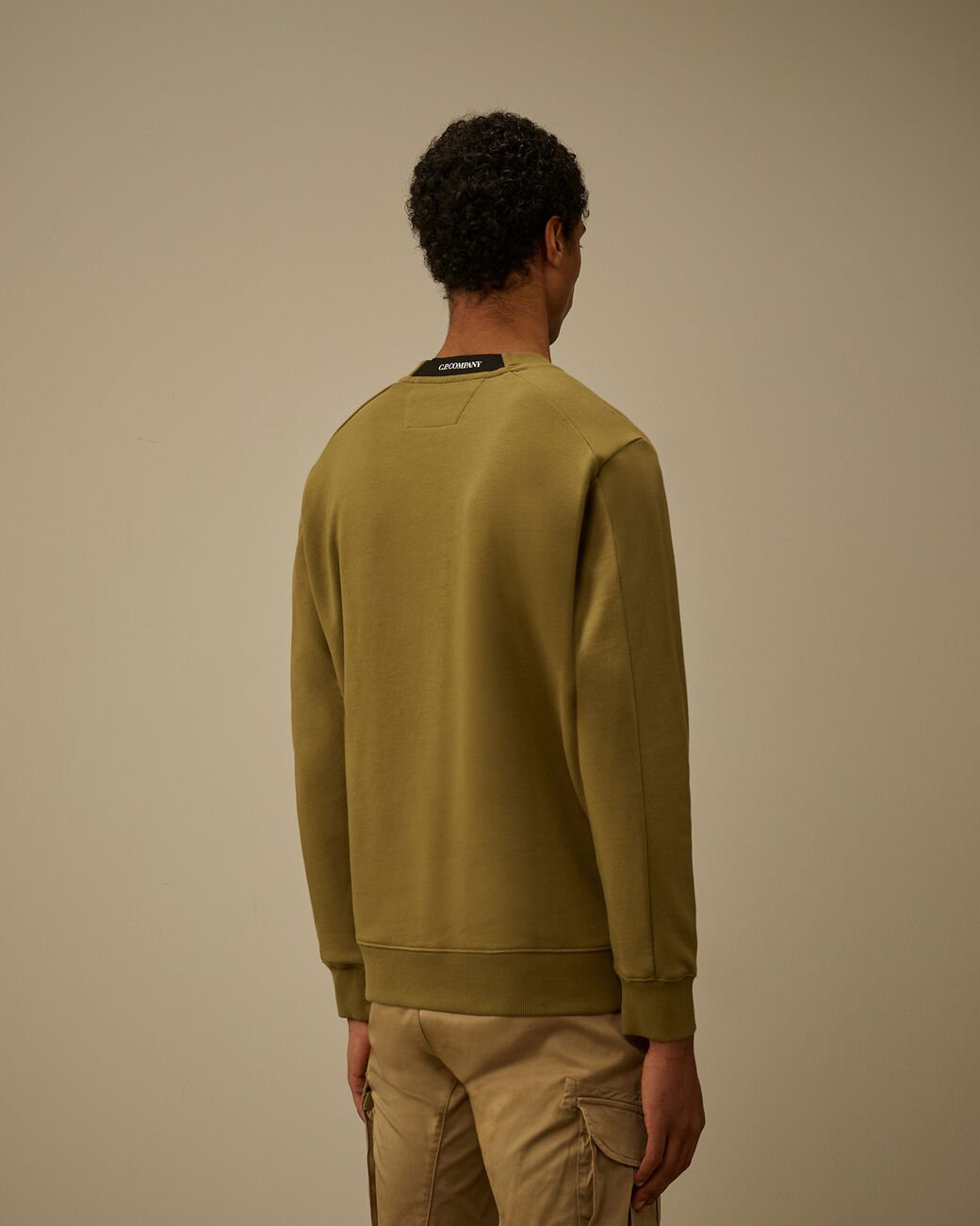 C.P. COMPANY - Sweatshirt Diagonal Raised Fleece Crewneck Lens Vert olive - Lothaire