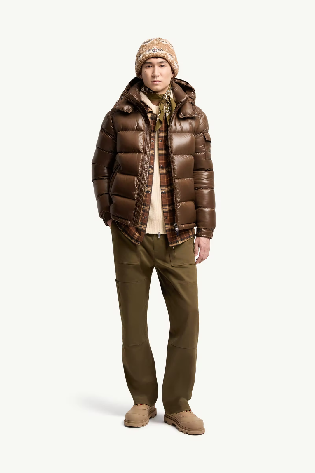 MONCLER - Doudoune courte à capuche Moncler Maya Marron