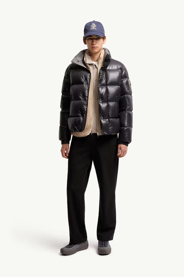 MONCLER - Doudoune courte Brendola laquée Noir