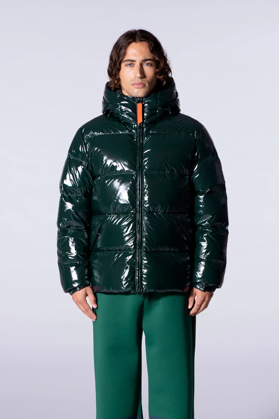 GERTRUDE - Doudoune à capuche coupe droite nylon glossy Vianney Bright Dark Forest - Lothaire