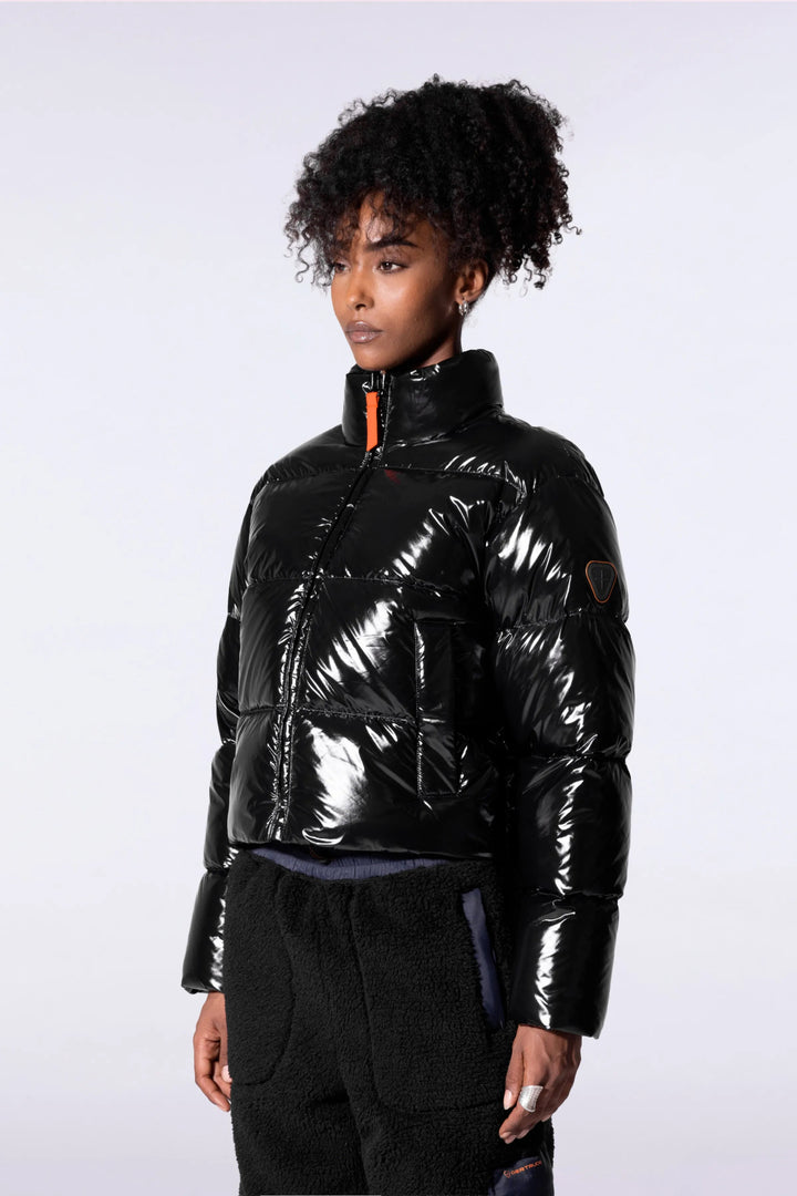GERTRUDE - Doudoune courte effet glossy Kate Bright Noir - Lothaire