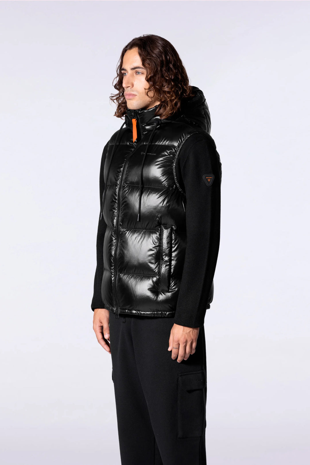 GERTRUDE Doudoune sans manches à capuche Cesar Noir – Lothaire