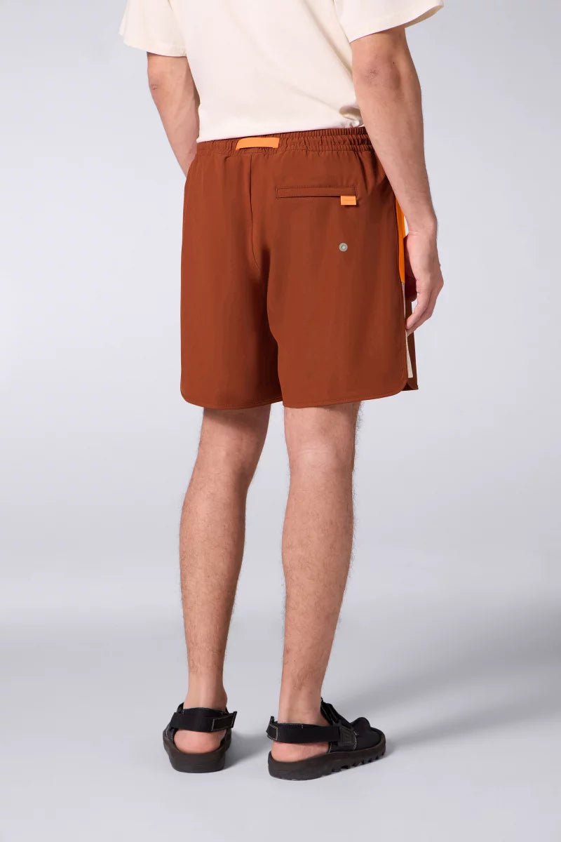 GERTRUDE - Short de bain à taille élastique et bandes contrastantes Samy Marron et Orange - Lothaire