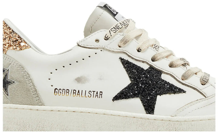 GOLDEN GOOSE - Ball Star LTD pour femme en cuir nappa et en daim avec étoile à paillettes et contrefort doré - Lothaire
