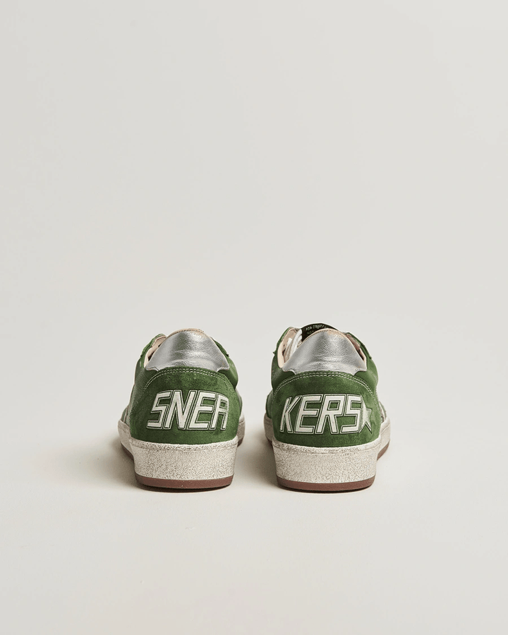 GOLDEN GOOSE - Ball Star pour homme en daim vert avec étoile blanche et contrefort en cuir argenté - Lothaire
