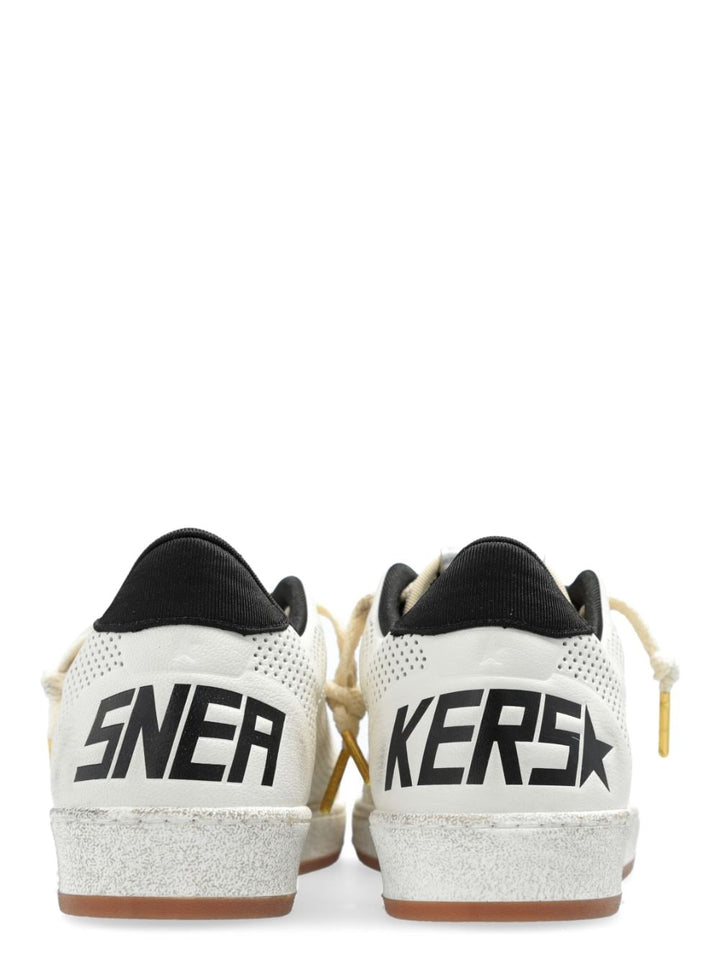 GOLDEN GOOSE baskets Super - Star perforées blanches - Lothaire