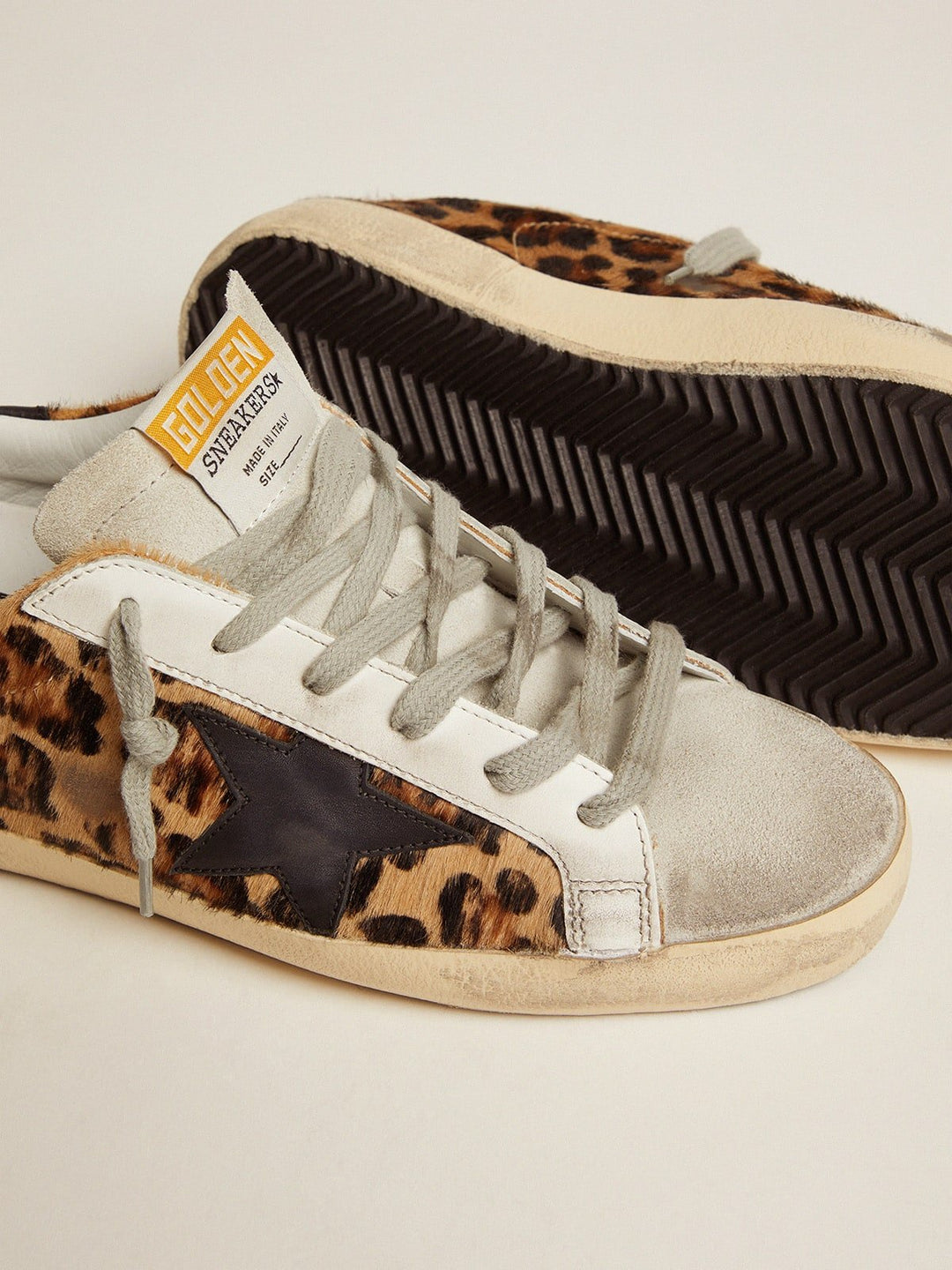 GOLDEN GOOSE FEMME - Women's Super - Star in leopard print leather Beige - Lothaire
