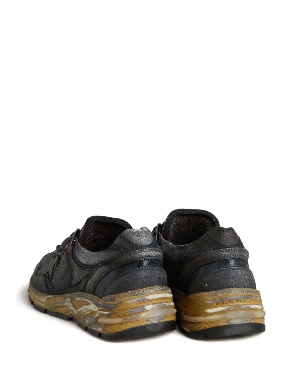 GOLDEN GOOSE - Sneakers Dad - Star en cuir craquelé Noir - Lothaire
