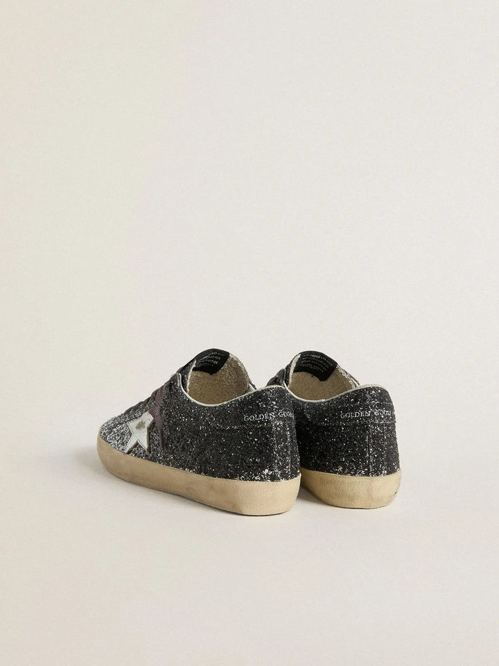 GOLDEN GOOSE - Super Star pour femme avec tige à paillettes et étoile en cuir lamé argentés - Lothaire