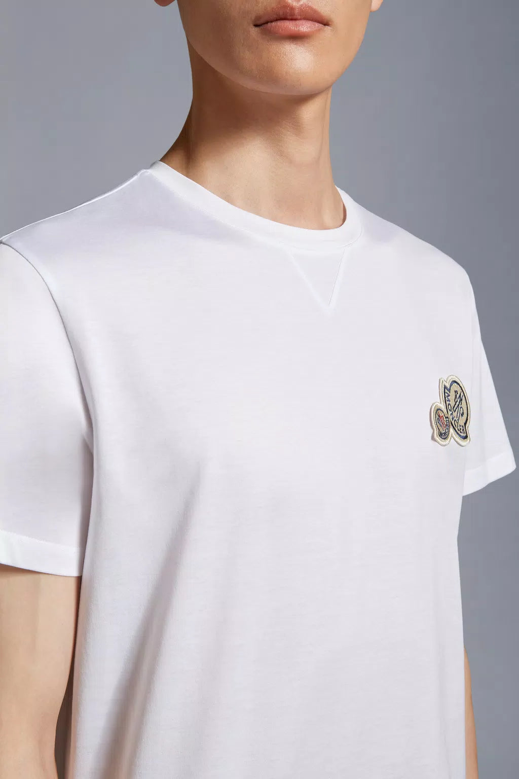 Moncler - T-Shirt blanc à empiècement double logo