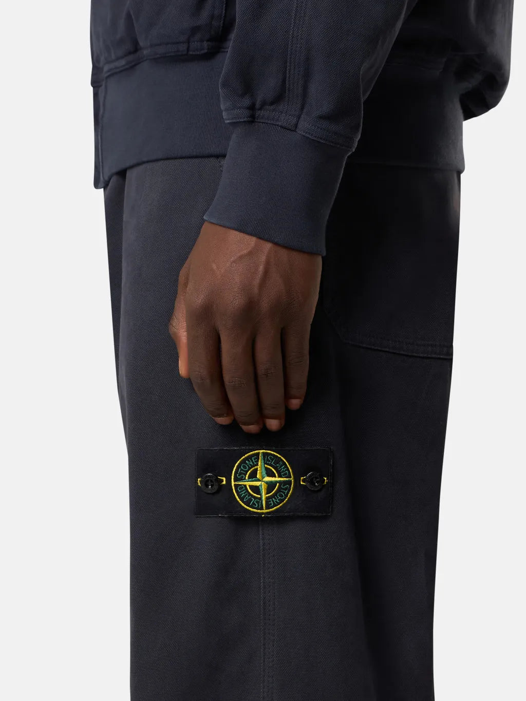 STONE ISLAND - Pantalon chino coupe ample à poches pressionnées NOIR