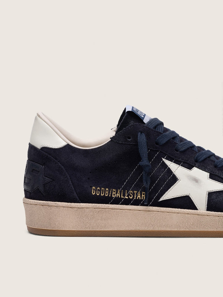 GOLDEN GOOSE - Basket ball star en cuir velour bleu foncé avec étoile blanche