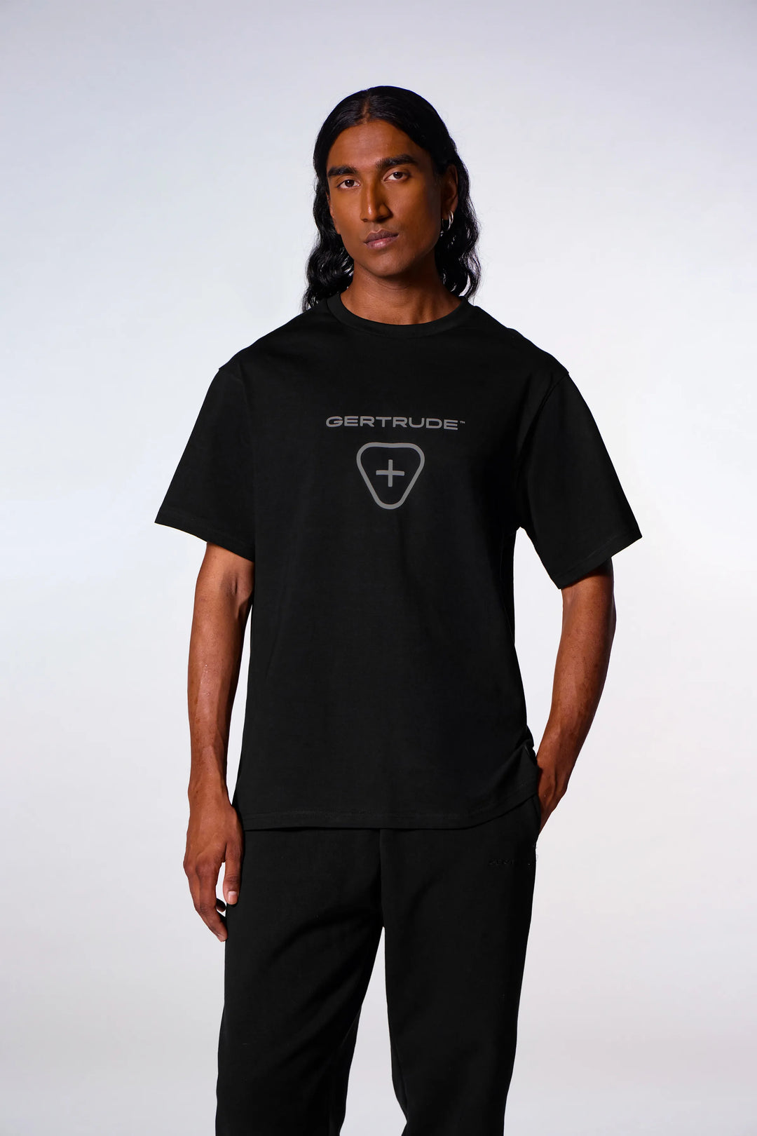GERTRUDE - T-shirt en coton avec logo contrasté Leonce Logo Noir
