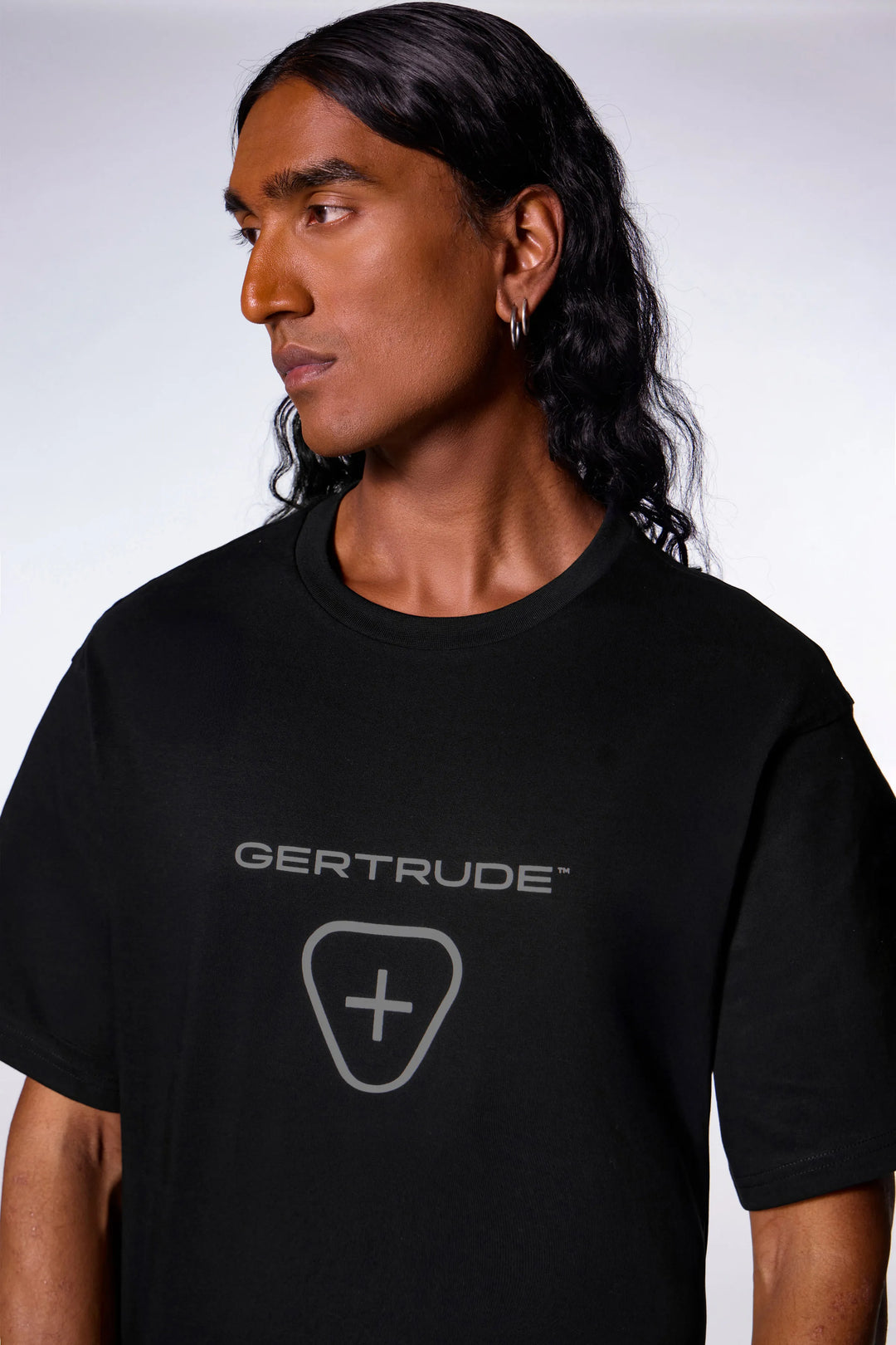 GERTRUDE - T-shirt en coton avec logo contrasté Leonce Logo Noir