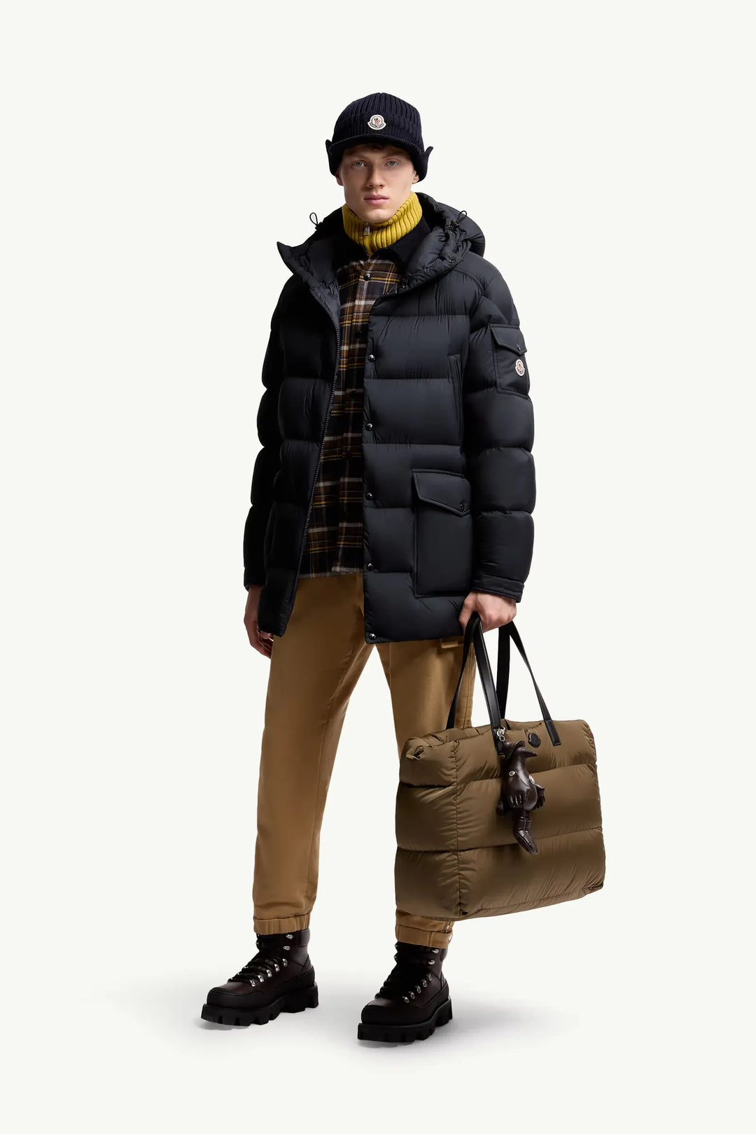 MONCLER - Doudoune courte à capuche Bretagne bleu