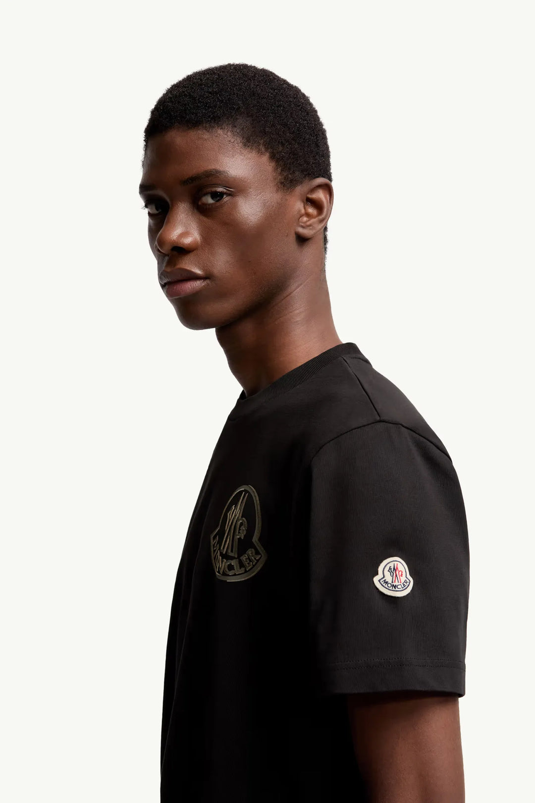 MONCLER - T-shirt en coton à logo noir