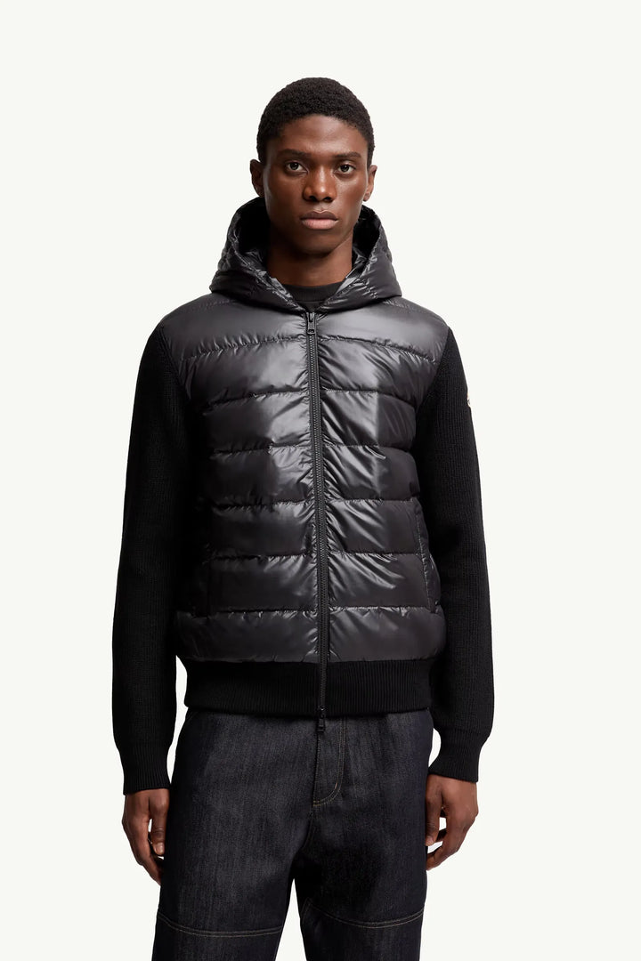 MONCLER - Cardigan zippé matelassé à capuche en laine noir