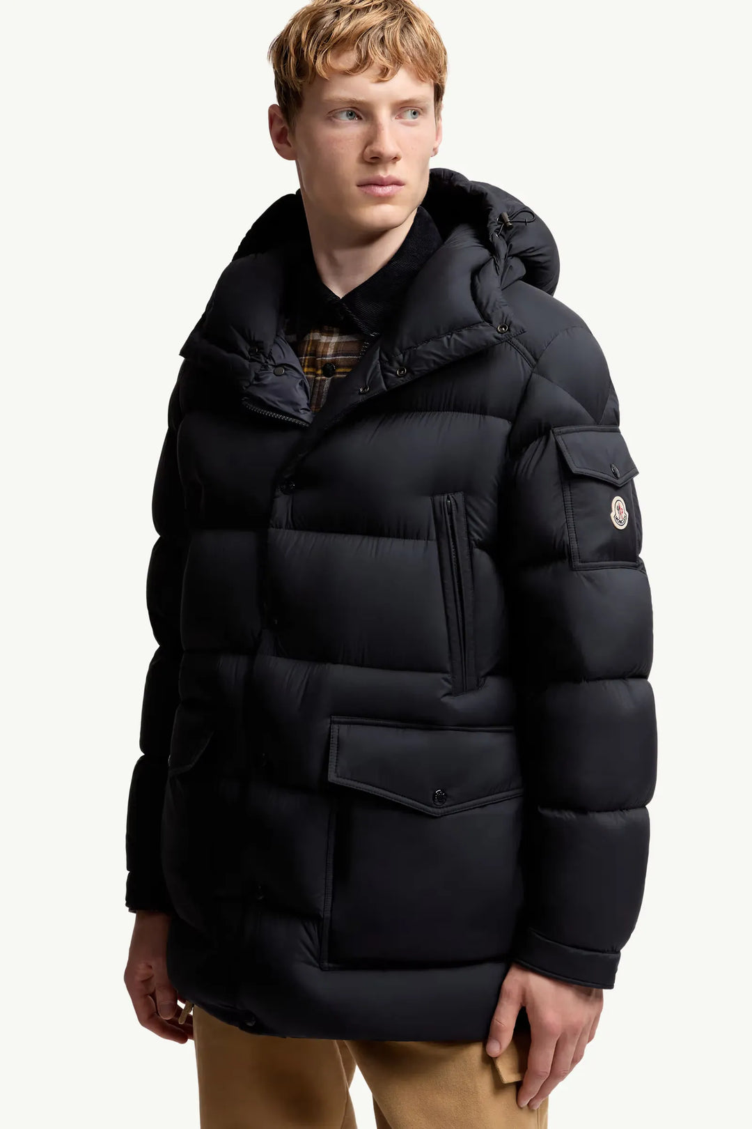 MONCLER - Doudoune courte à capuche Bretagne bleu