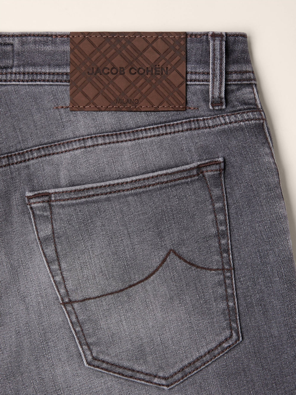 JACOB COHËN - Jean Bard Regular-Slim en denim stretch Noir délavé - Lothaire