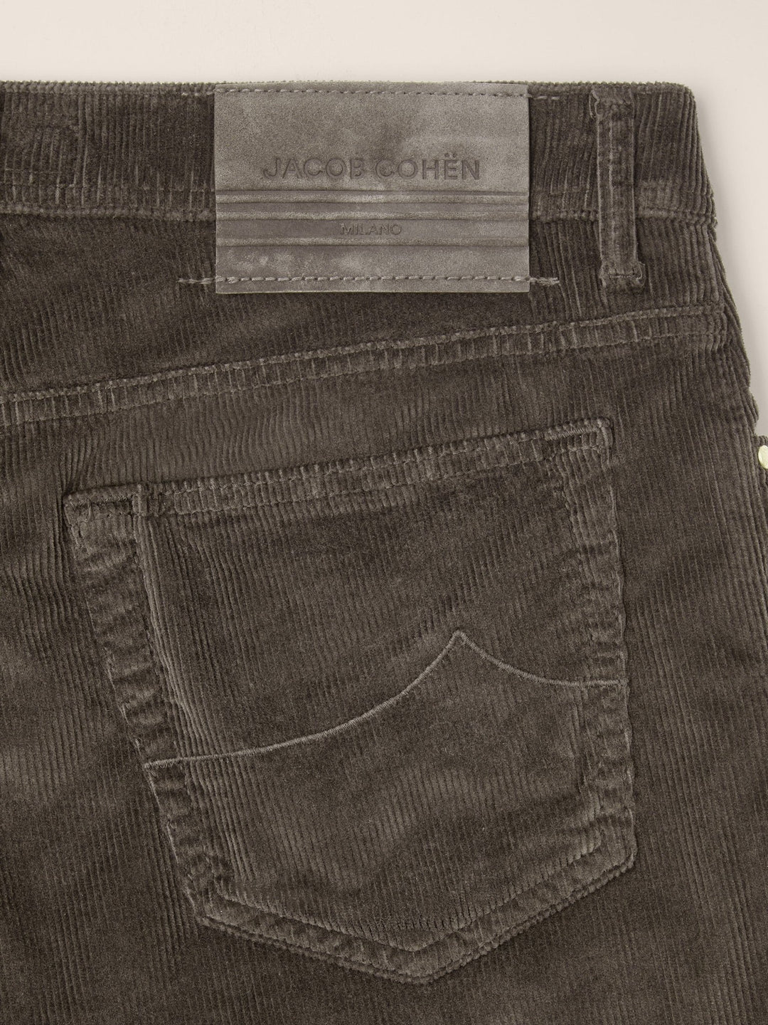JACOB COHËN - Pantalon Bard Regular-Slim en velours côtelé stretch Taupe - Lothaire