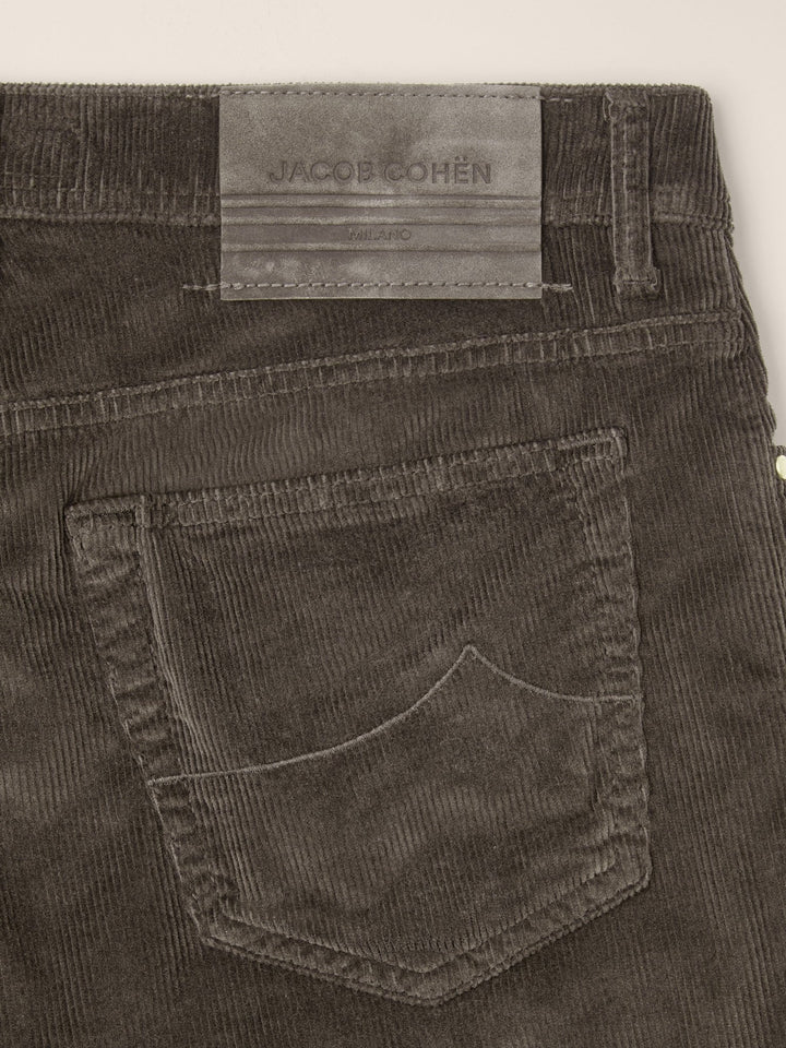 JACOB COHËN - Pantalon Bard Regular-Slim en velours côtelé stretch Taupe - Lothaire