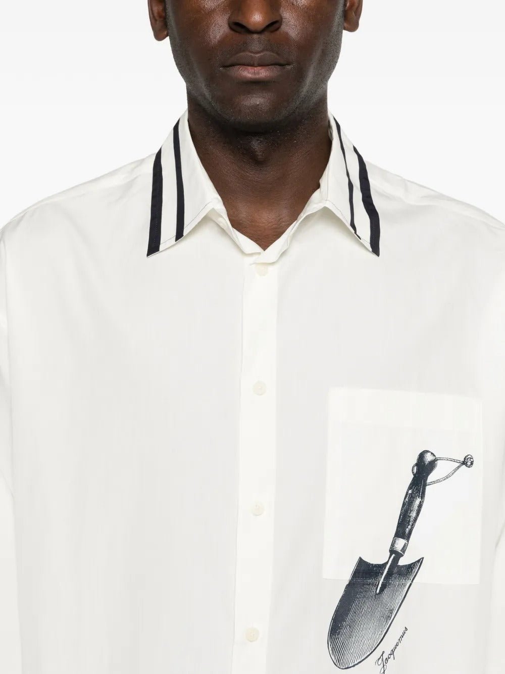JACQUEMUS - Chemise "The Camargue" blanche print bleu - Lothaire