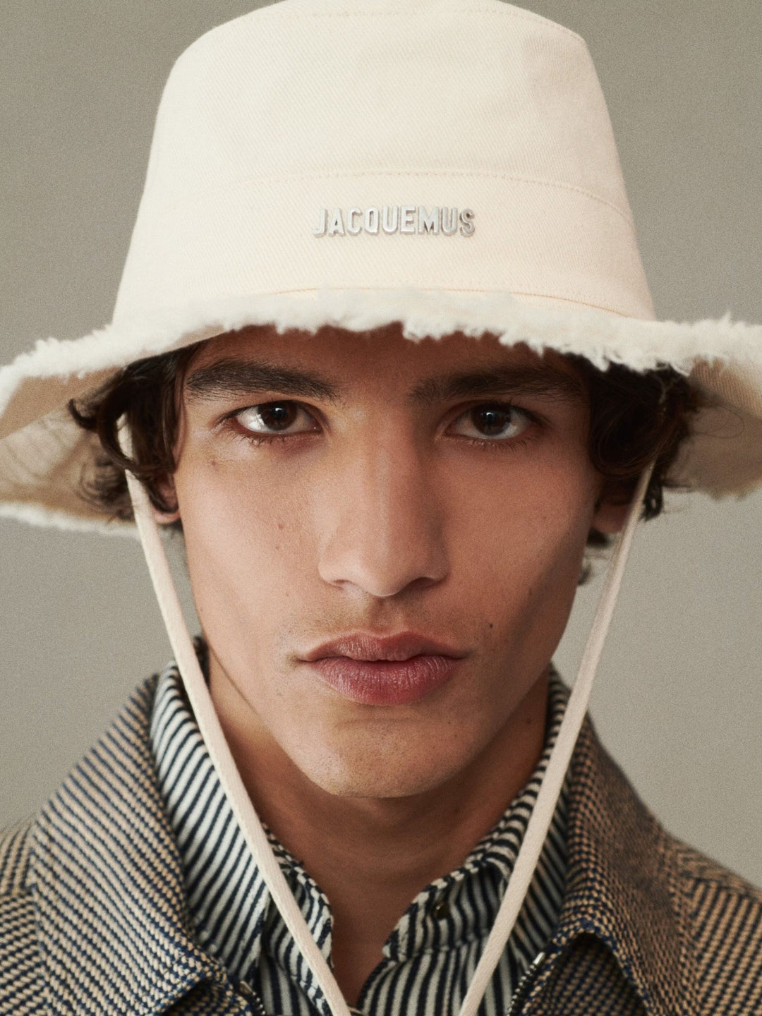 JACQUEMUS - Le Bob Artichaut Blanc Off White - Lothaire