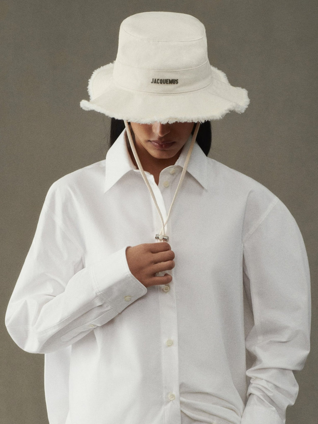 JACQUEMUS - Le Bob Artichaut Blanc Off White - Lothaire