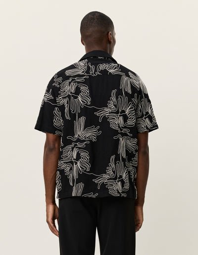 LES DEUX - Liam AOE Flower SS Shirt Noir - Lothaire