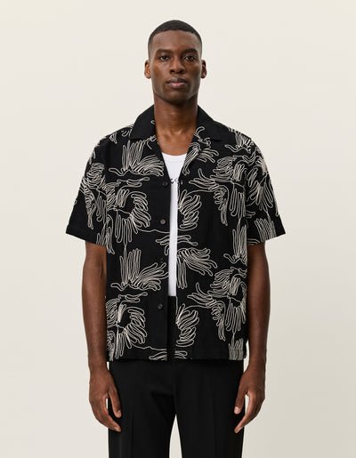 LES DEUX - Liam AOE Flower SS Shirt Noir - Lothaire